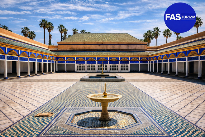 Marakeş tarihi Bahia Sarayı avlu g&ouml;r&uuml;n&uuml;m&uuml;