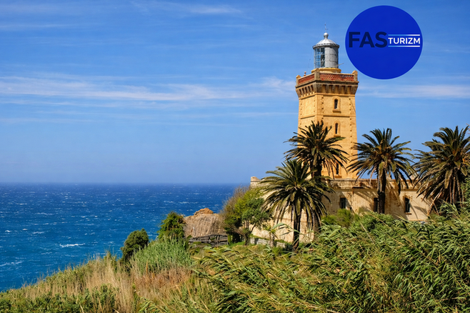 Cap Spartel Deniz Feneri, Atlas Okyanusu ve Akdeniz manzarası, Tanca Fas